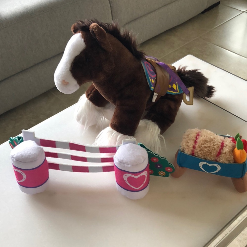 Build a bear Horse with accessories